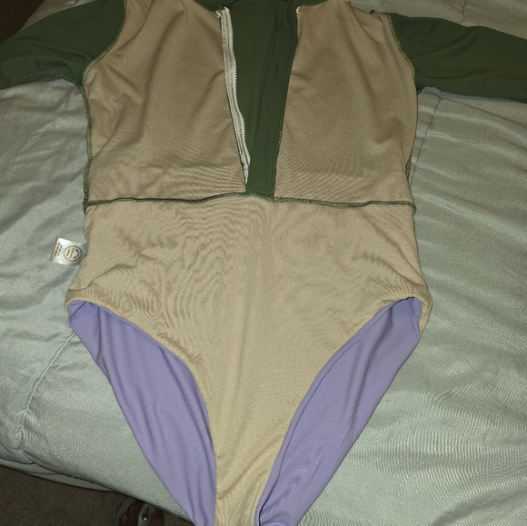 Mott50 Missoni Design Margherita Long Sleeve UPF 50+ Swimsuit One Piece - Picture 9 of 11